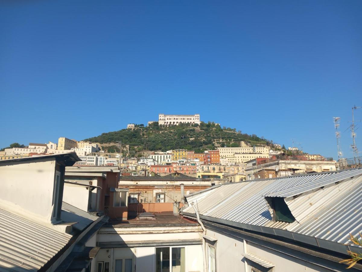 I Tre Re Via Toledo Napoli Eksteriør bilde