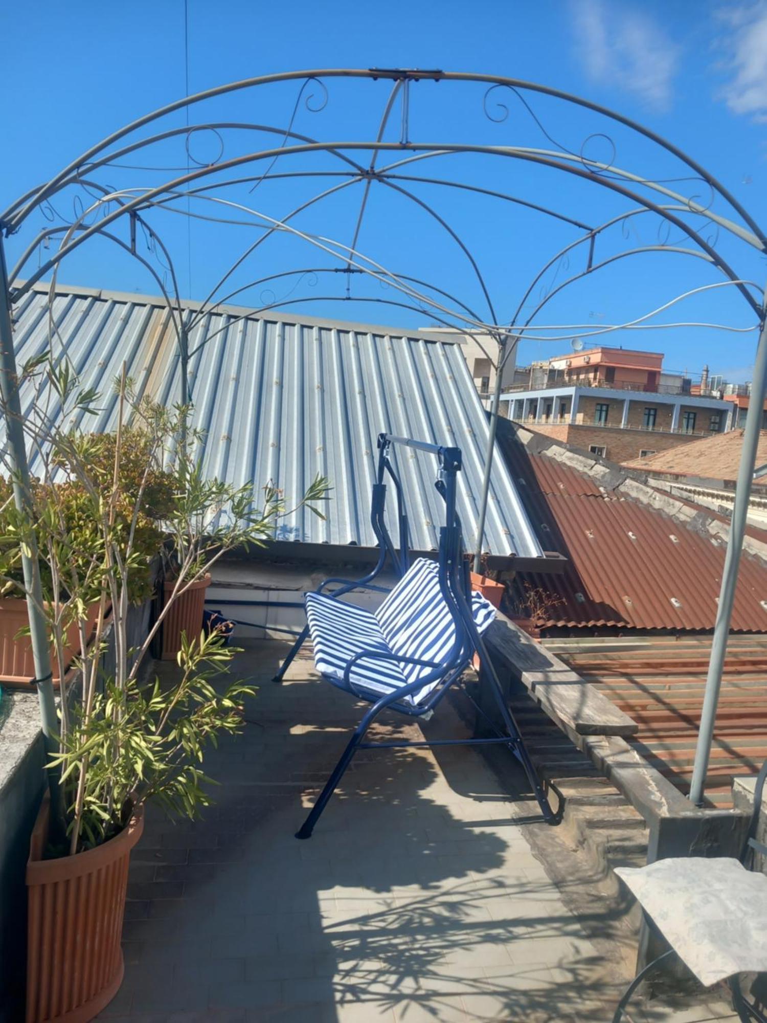 I Tre Re Via Toledo Napoli Eksteriør bilde
